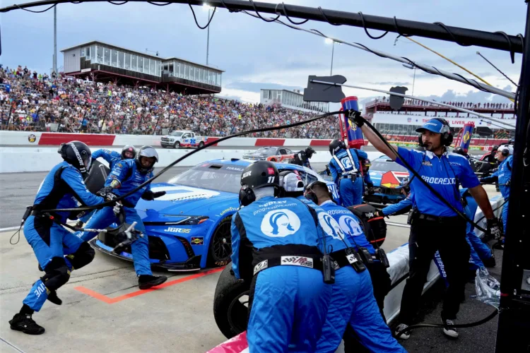 Drivers head into break pondering playoffs